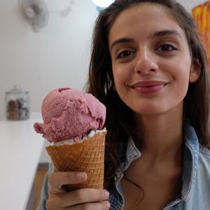 Meet your Posher, Rose